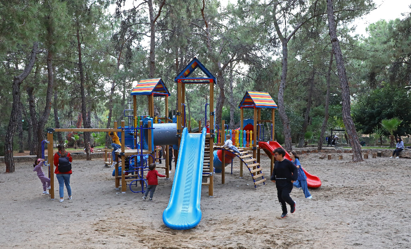 Antalya Doğal Yaşam Parkı’na Ara Tatilde Ziyaretçi Akını